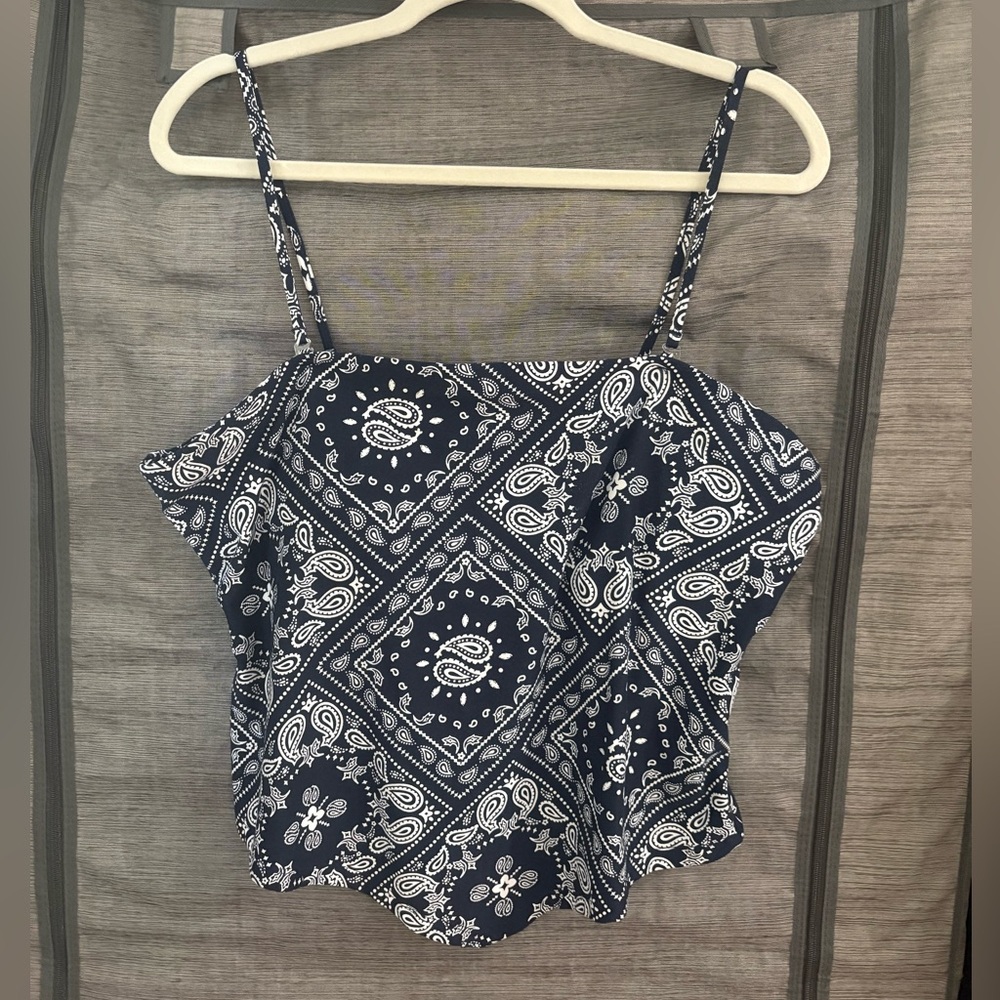 NWOT No Boundaries Navy Bandana-Print Top with Built-In Bra and Removable Straps